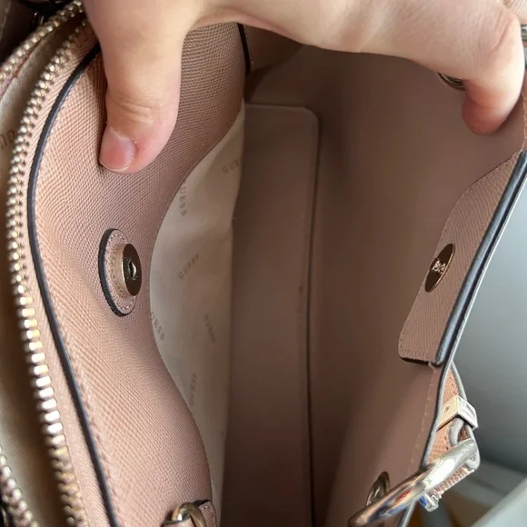 Bag Guess - Picture 3 of 3